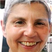 Sei alla ricerca di lezioni di tedesco? Hai trovato l'insegnante giusto! Studiare il tedesco puo' essere molto semplice con me!